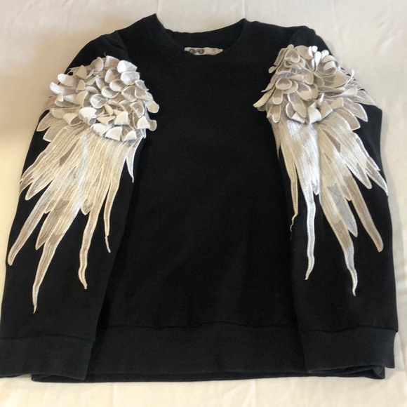 🌙✨ Host Pick 🌙✨ - Women's Ji Cheng 3D Angel Wing Sweater - Picture 1 of 7
